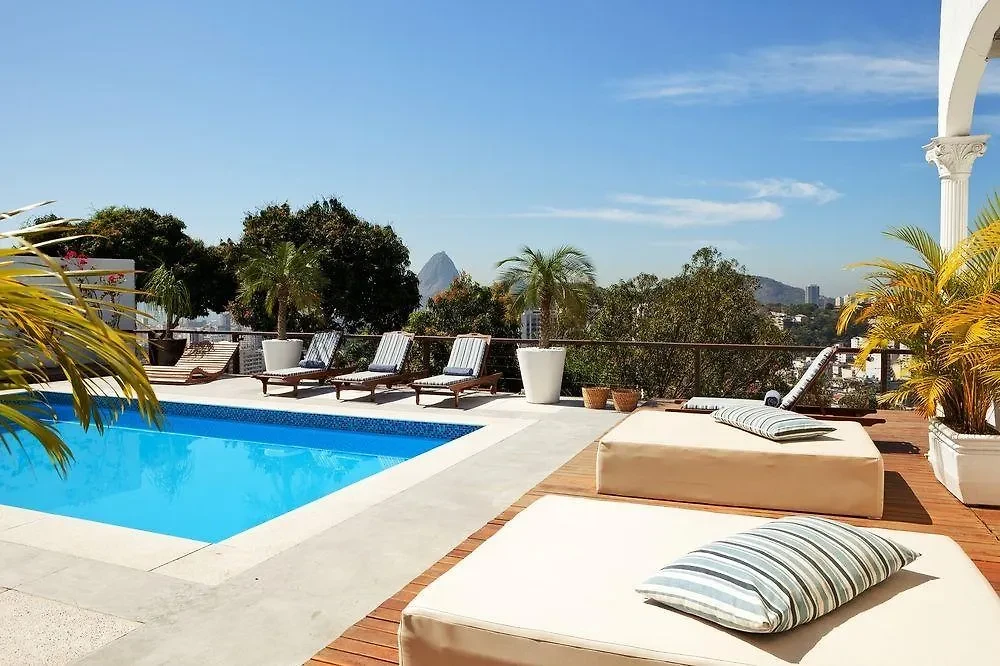 Retreat in Santa Teresa - Iconic Triple View - Image